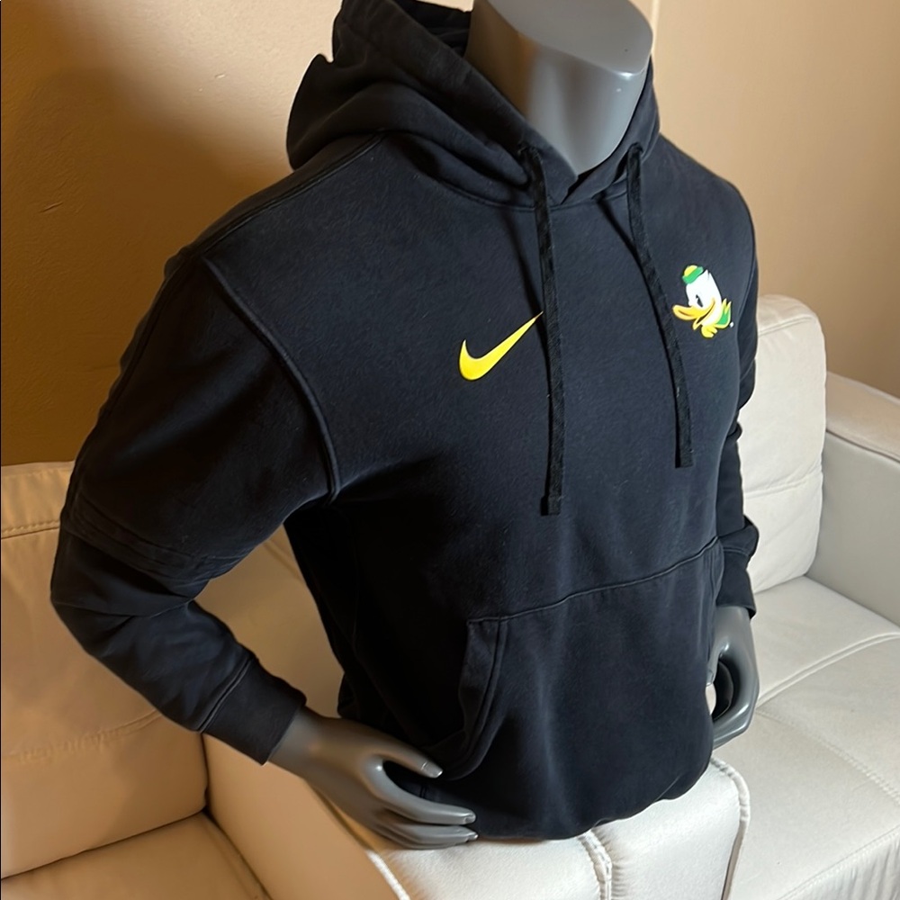 Nike Oregon Ducks Men’s Black and Yellow Sweatshirt Hoodie Size Medium - Picture 2 of 10